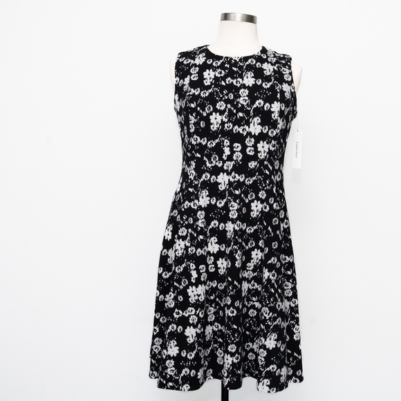Calvin Klein |  Knit Printed Floral A-Line Dress - Picture 2 of 14